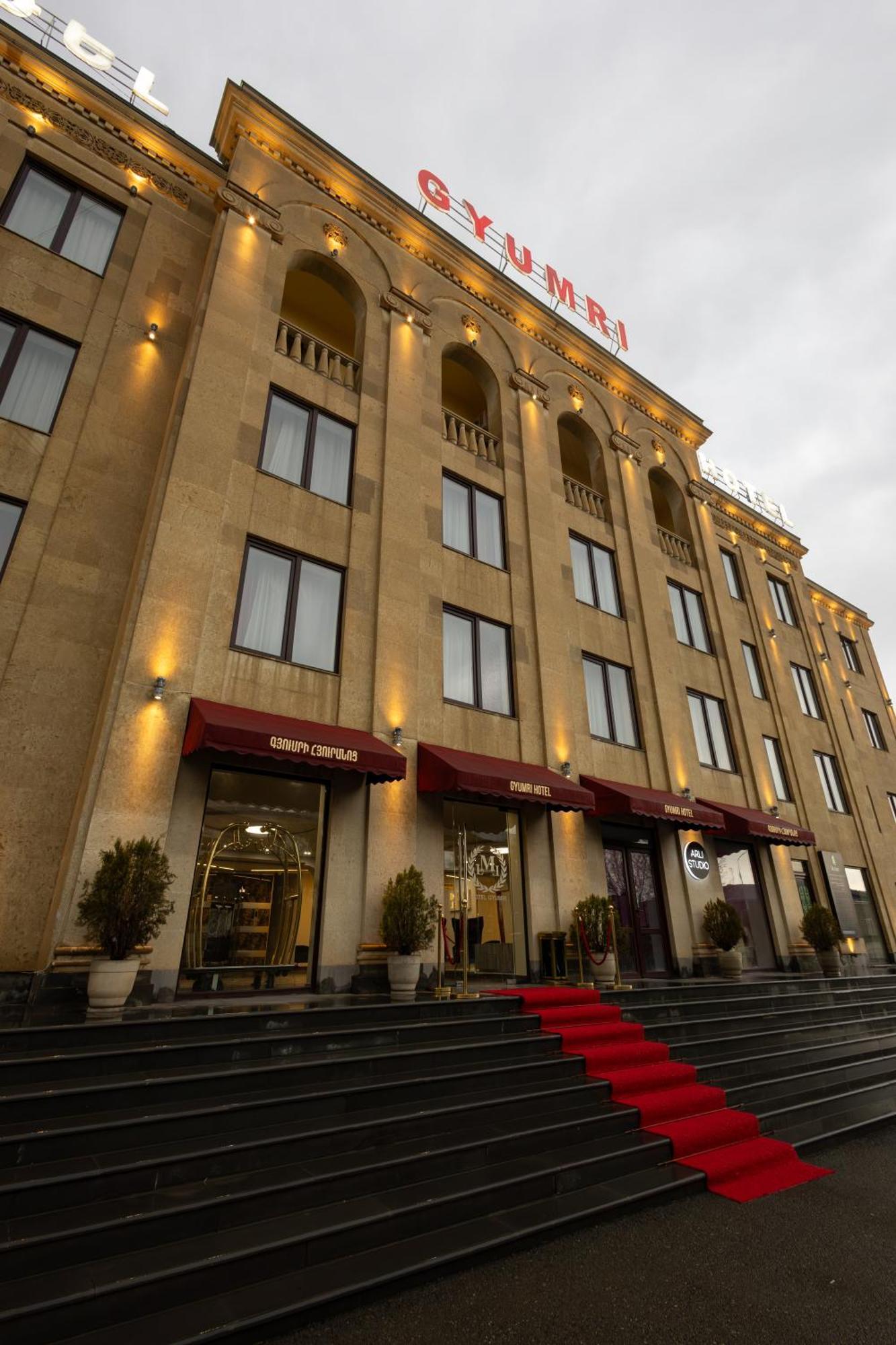 Gyumri Hotel Exterior photo