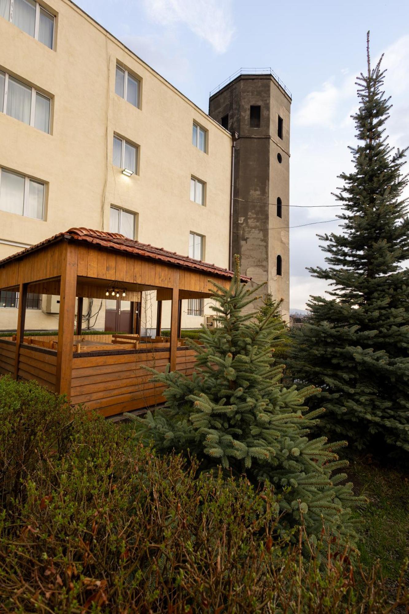 Gyumri Hotel Exterior photo