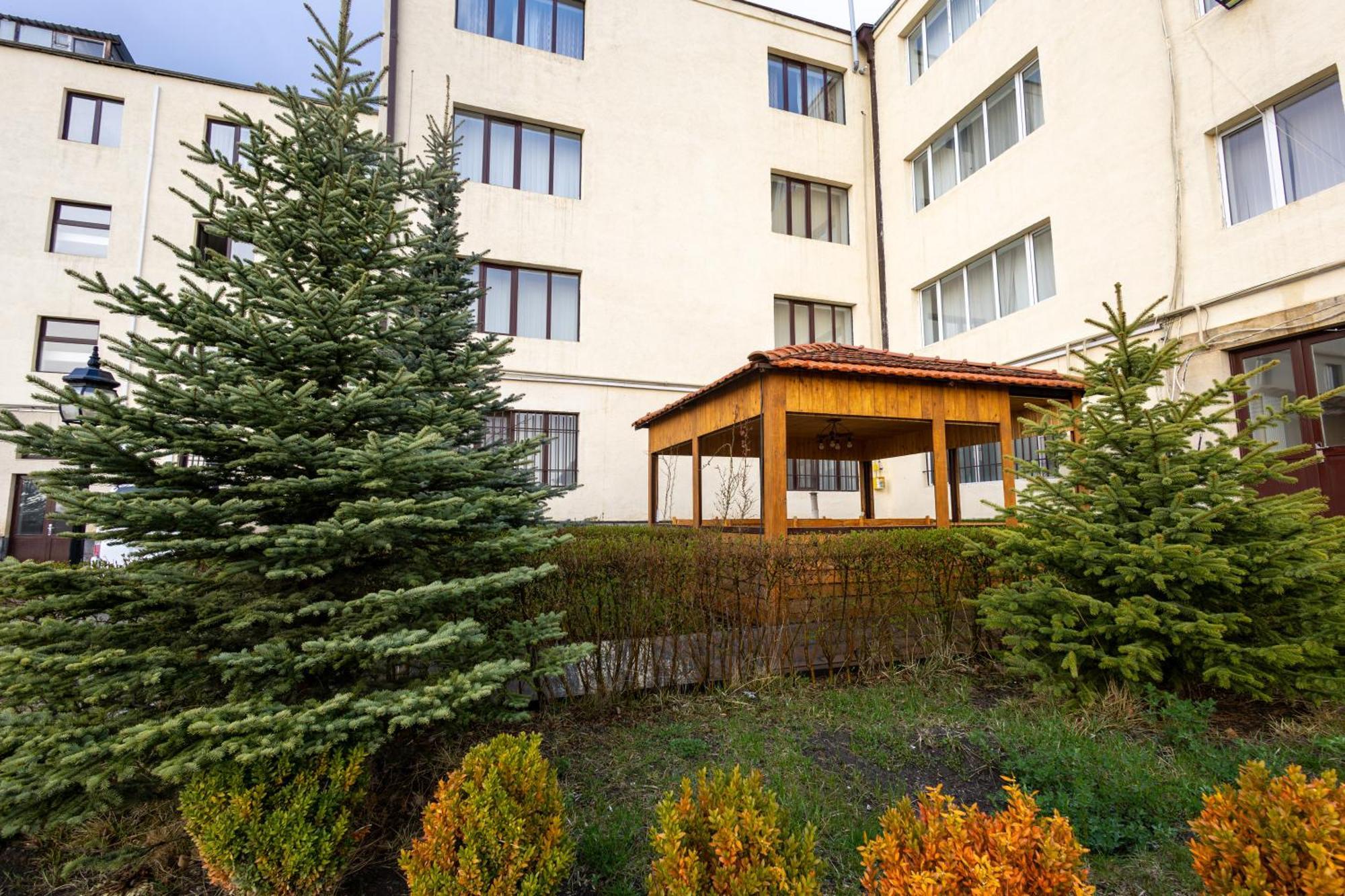 Gyumri Hotel Exterior photo