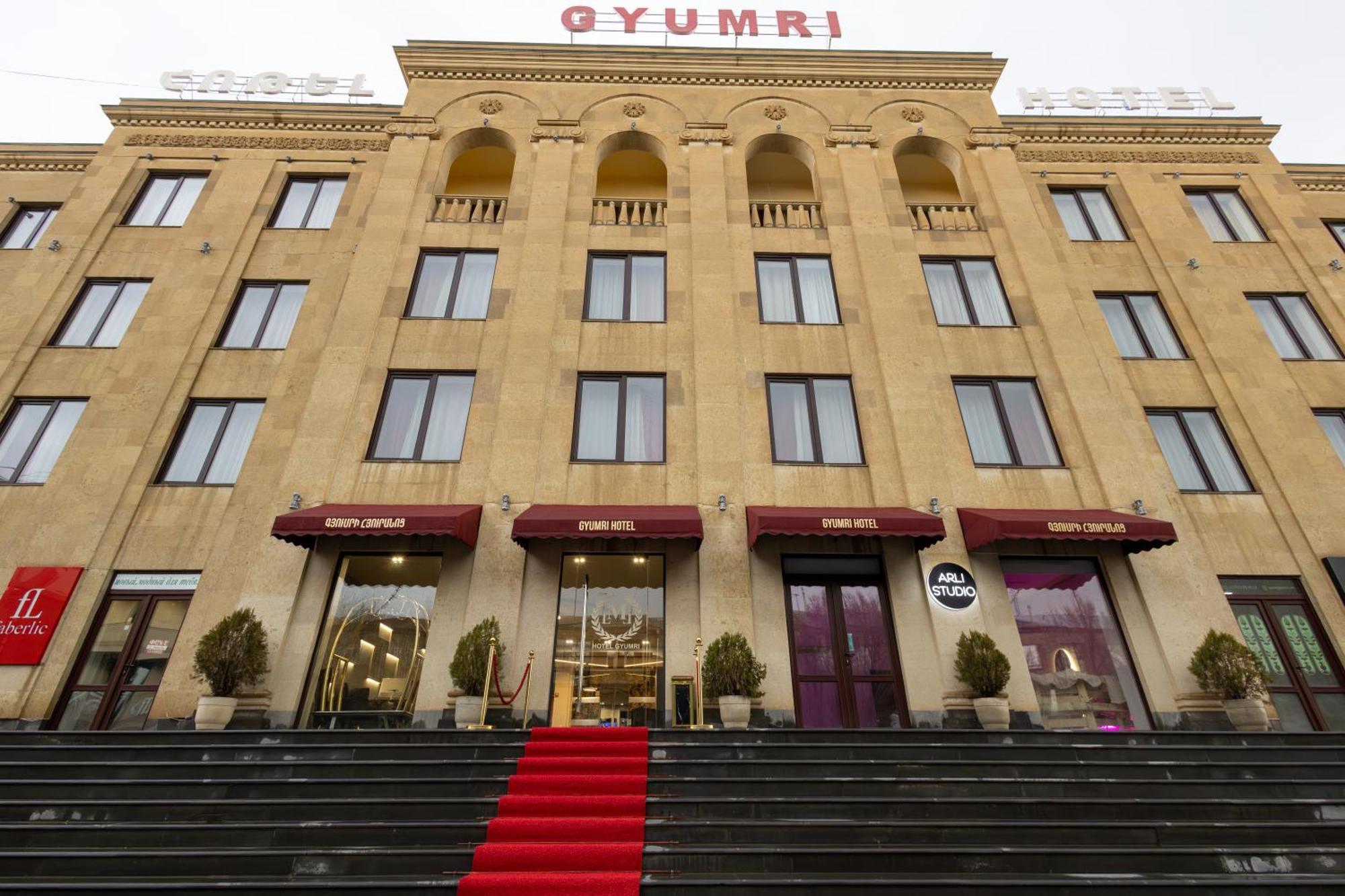 Gyumri Hotel Exterior photo