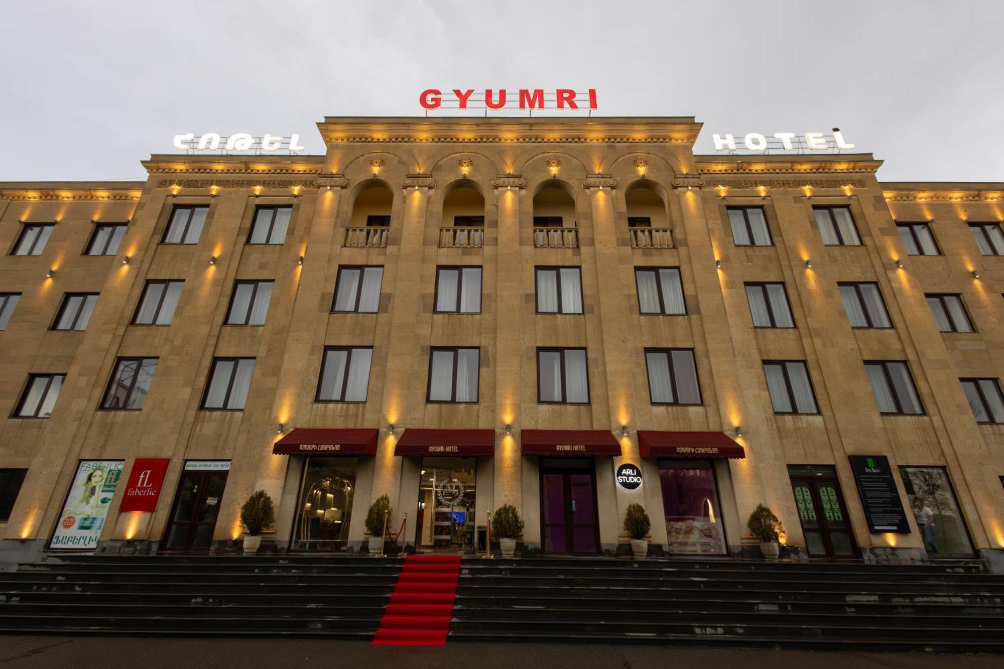 Gyumri Hotel Exterior photo
