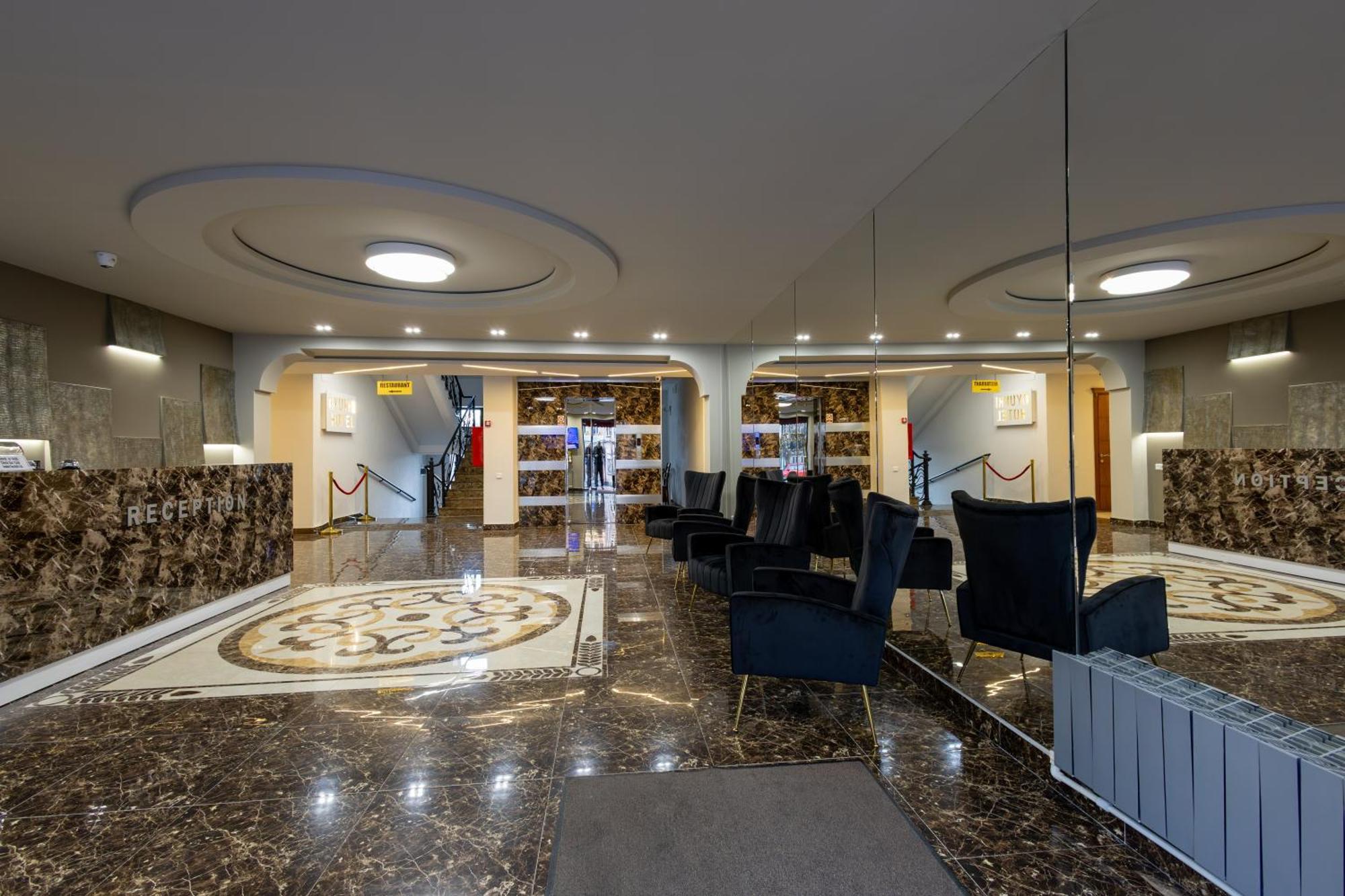 Gyumri Hotel Exterior photo