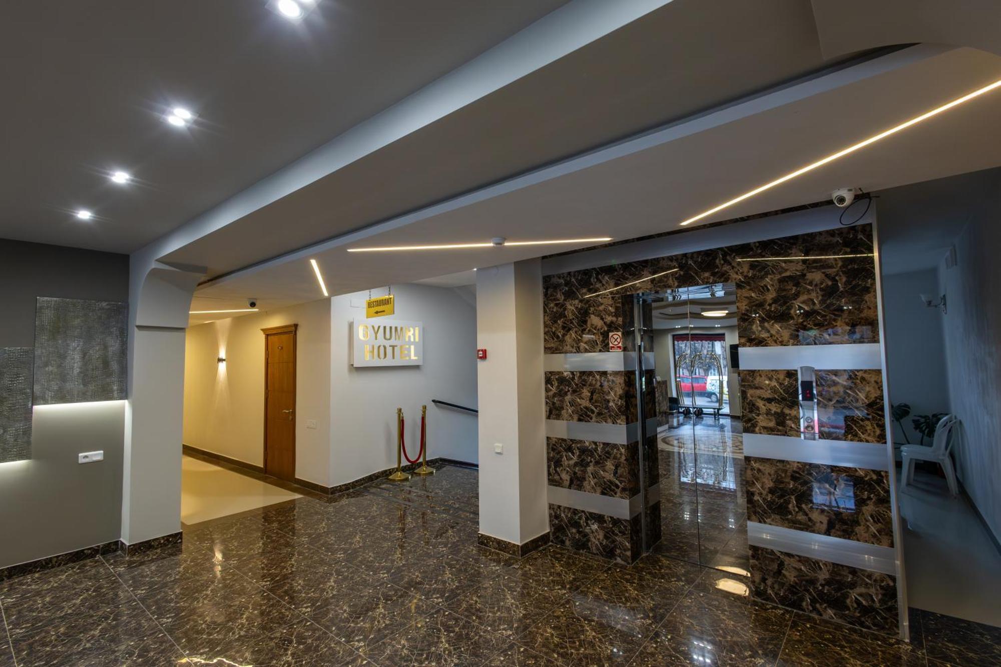 Gyumri Hotel Exterior photo